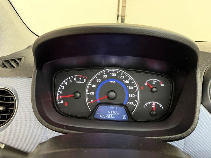 Hyundai i10 (20)