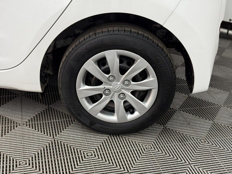 Hyundai i10 (22)