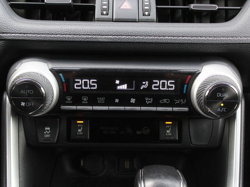 Toyota RAV4 (14)