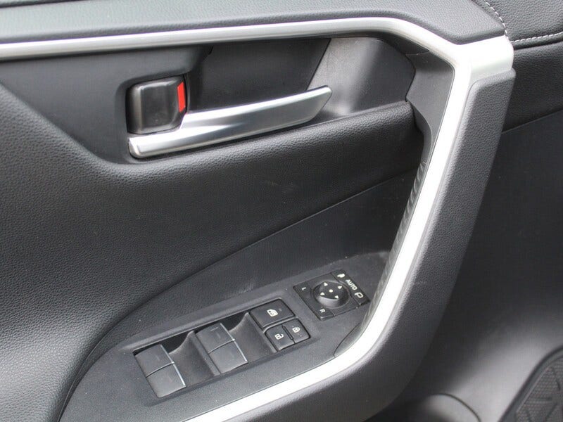 Toyota RAV4 (16)
