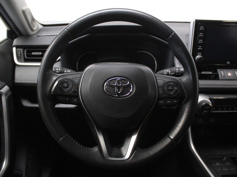 Toyota RAV4 (18)