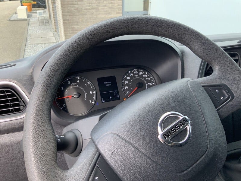 Nissan Interstar (10)
