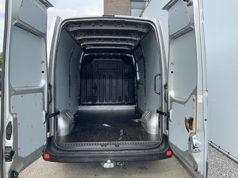 Nissan Interstar (13)