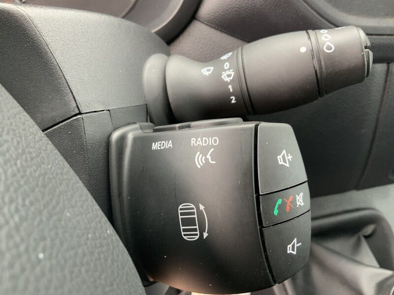 Nissan Interstar (15)