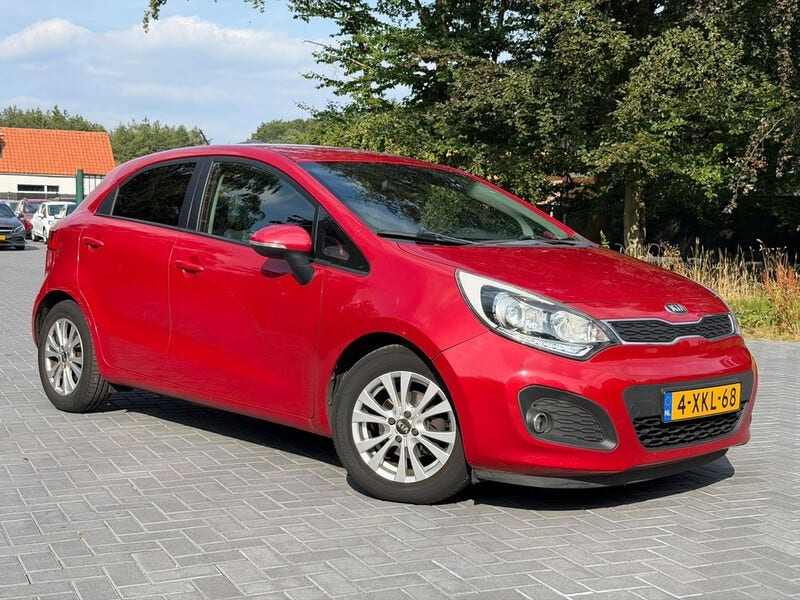 Kia Rio (4)