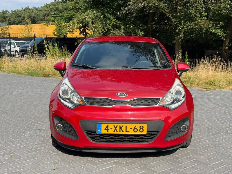 Kia Rio (8)