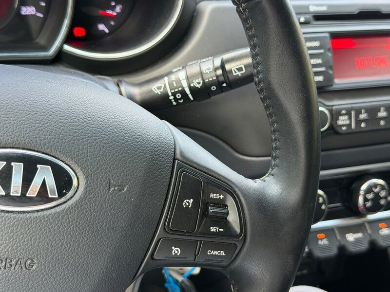 Kia Rio (21)