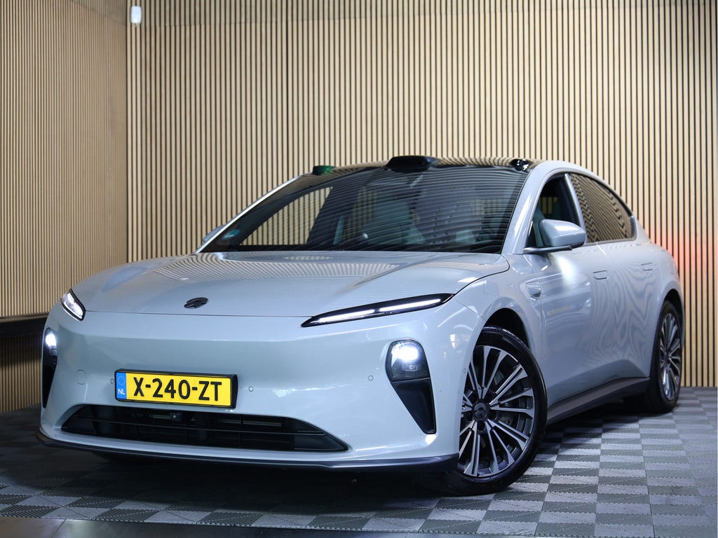 NIO ET5