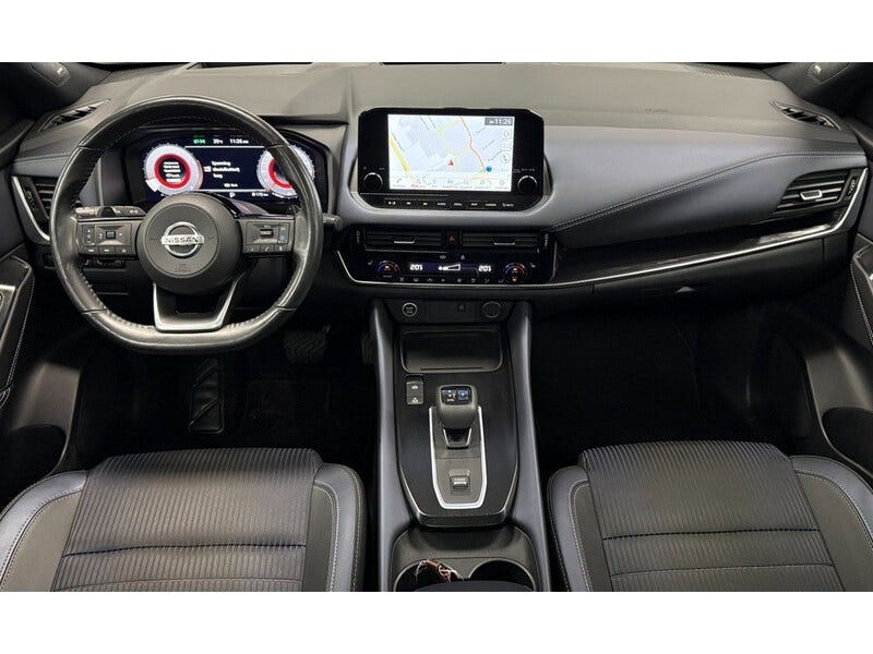 Nissan Qashqai (2)