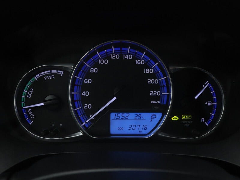 Toyota Yaris (11)
