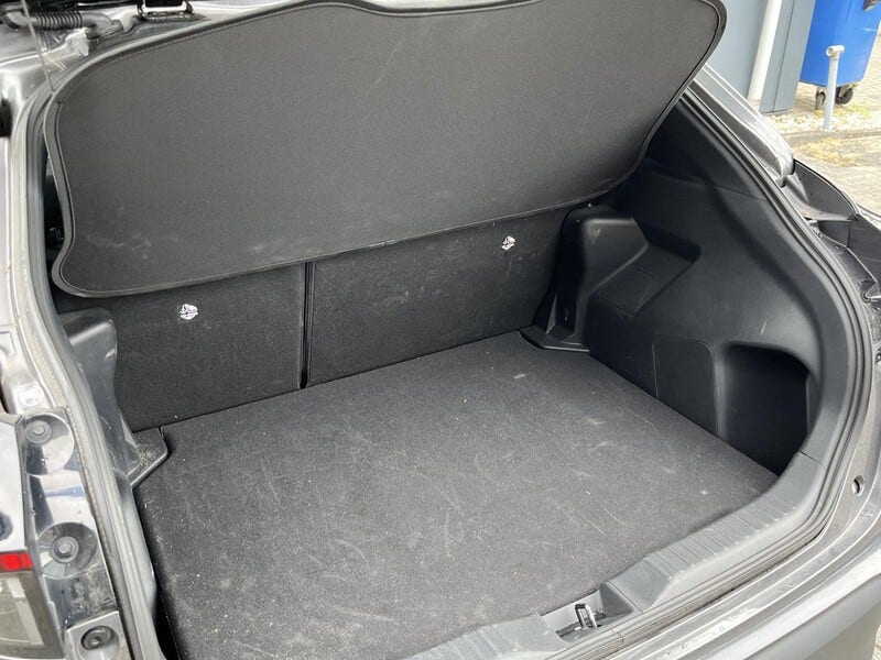Toyota Yaris Cross (12)