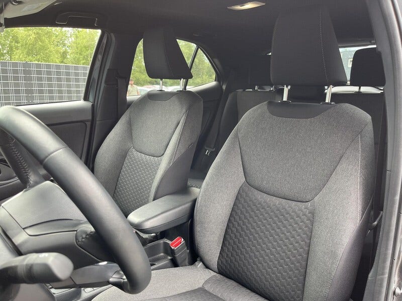 Toyota Yaris Cross (17)