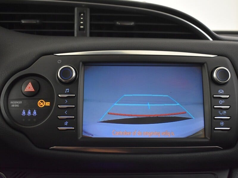 Toyota Yaris (12)