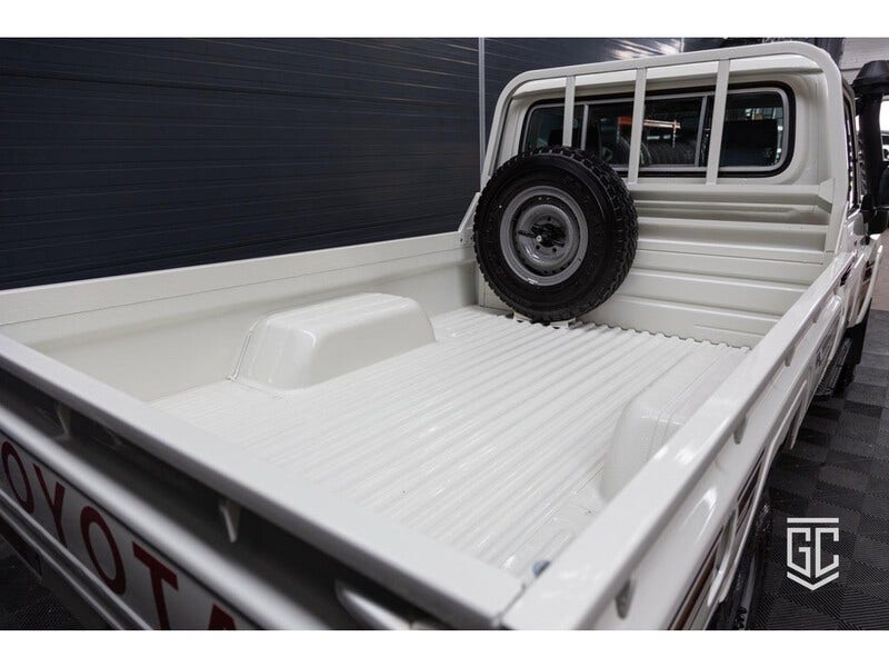 Toyota Land-Cruiser (13)