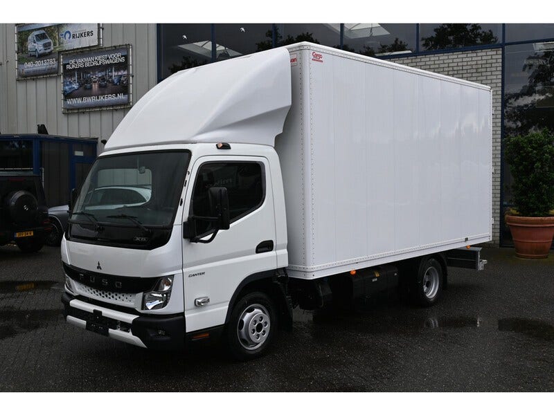 FUSO Canter