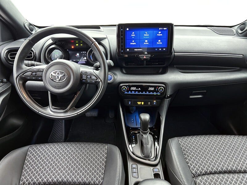 Toyota Yaris (4)