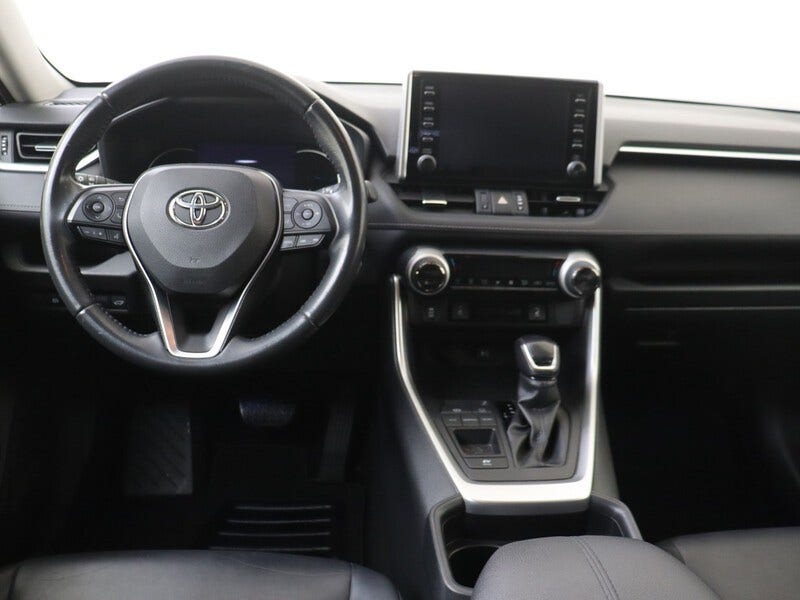 Toyota RAV4 (4)