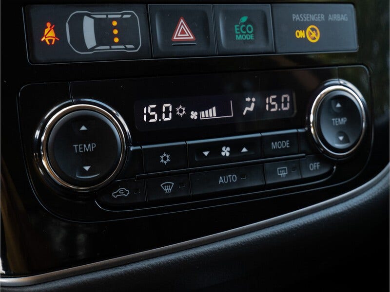 Mitsubishi Outlander (19)