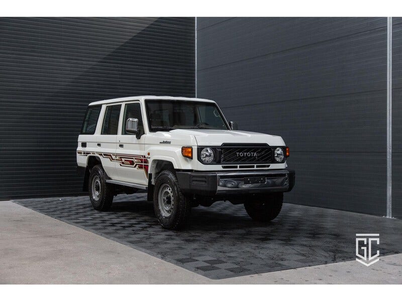 Toyota Land Cruiser