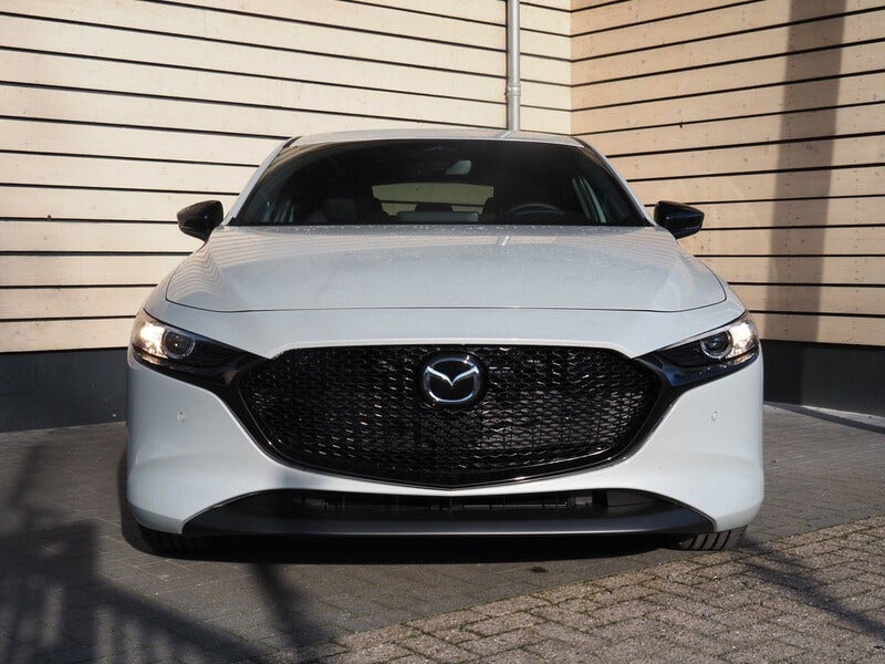 Mazda 3 (2)