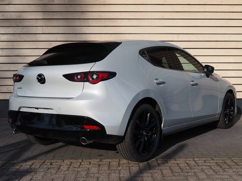 Mazda 3 (3)