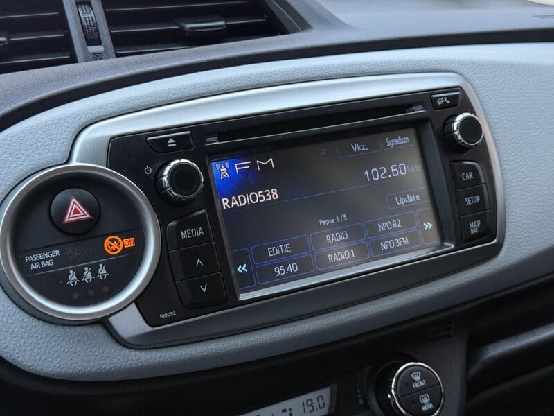 Toyota Yaris (11)