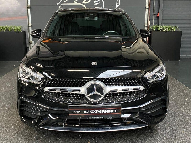 Mercedes Benz GLA