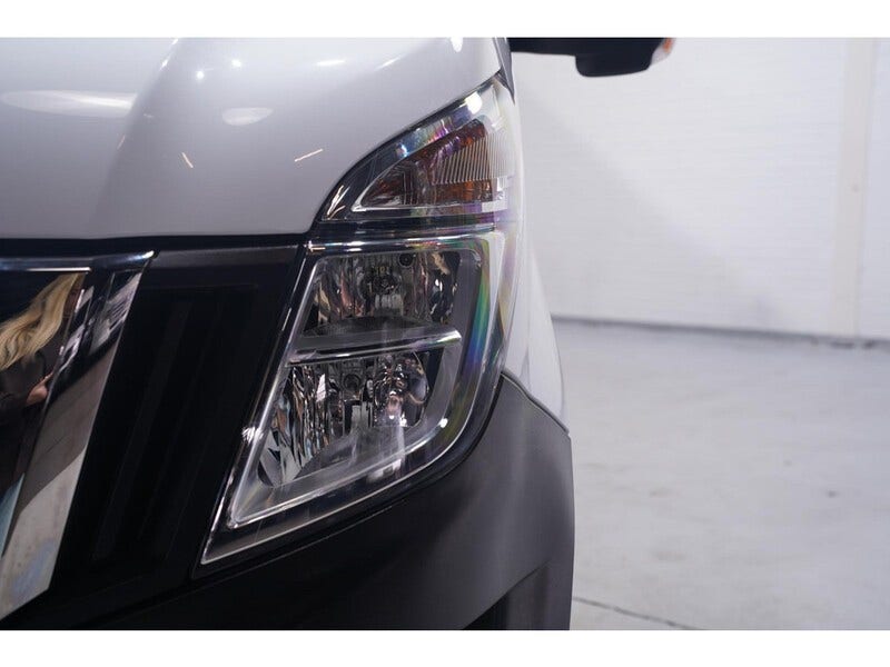 Nissan Interstar (5)