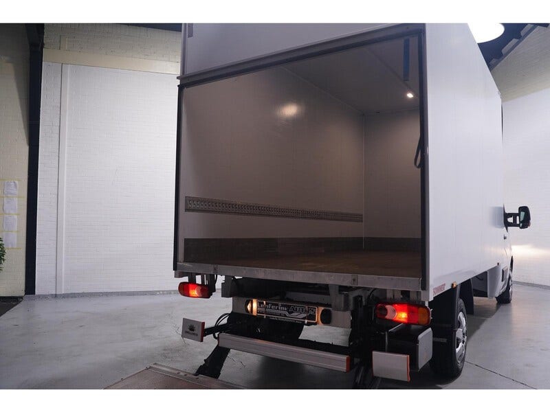 Nissan Interstar (10)