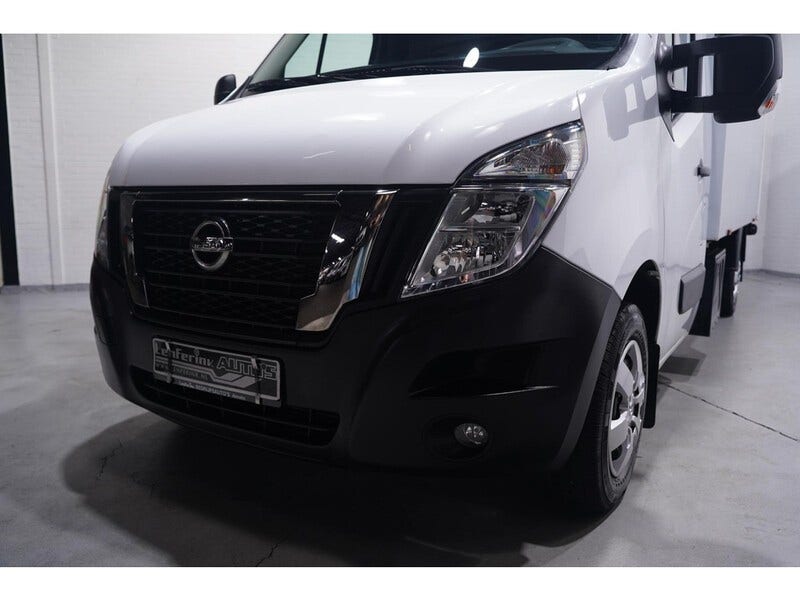 Nissan Interstar (14)