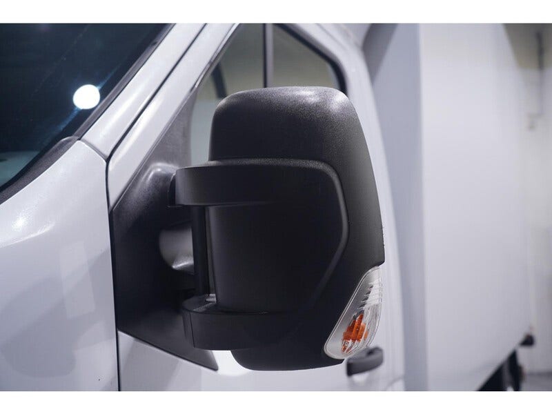 Nissan Interstar (16)