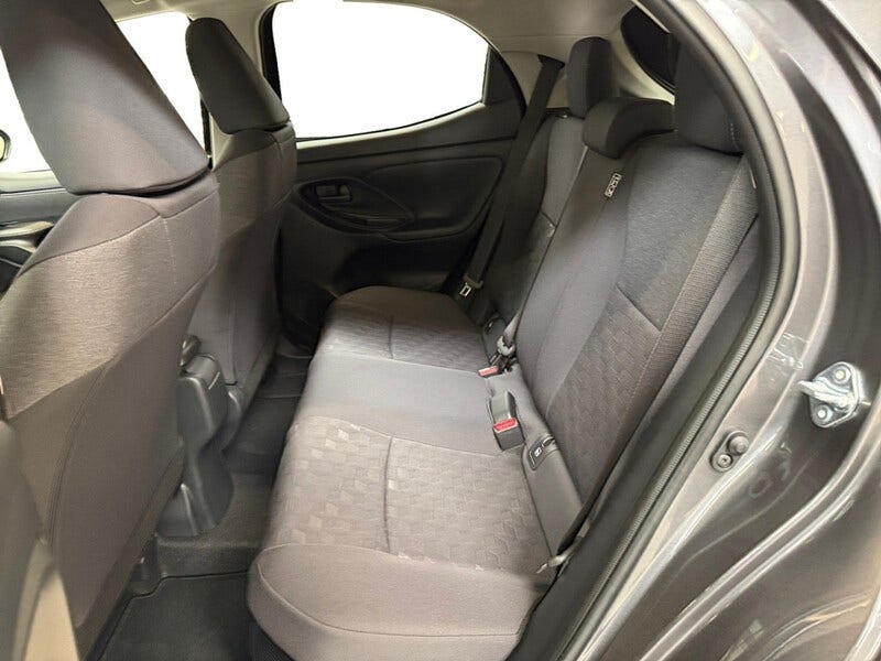 Toyota Yaris (13)