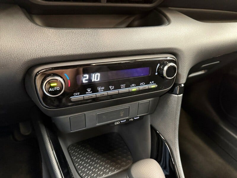 Toyota Yaris (20)
