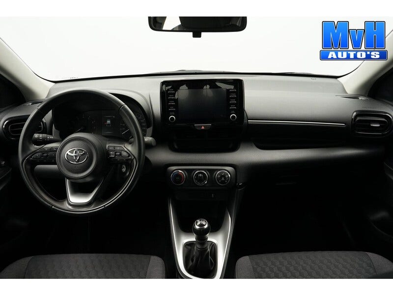 Toyota Yaris (2)