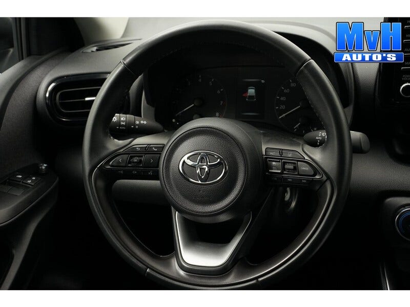 Toyota Yaris (6)