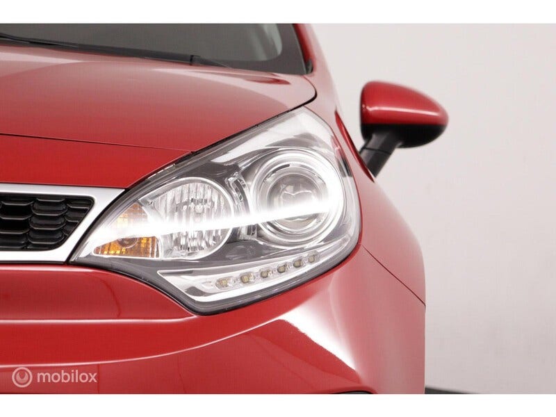 Kia Rio (4)