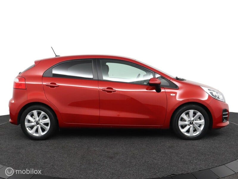 Kia Rio (7)