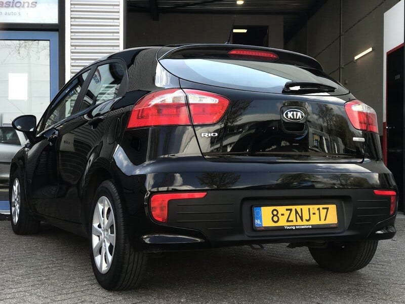 Kia Rio (4)