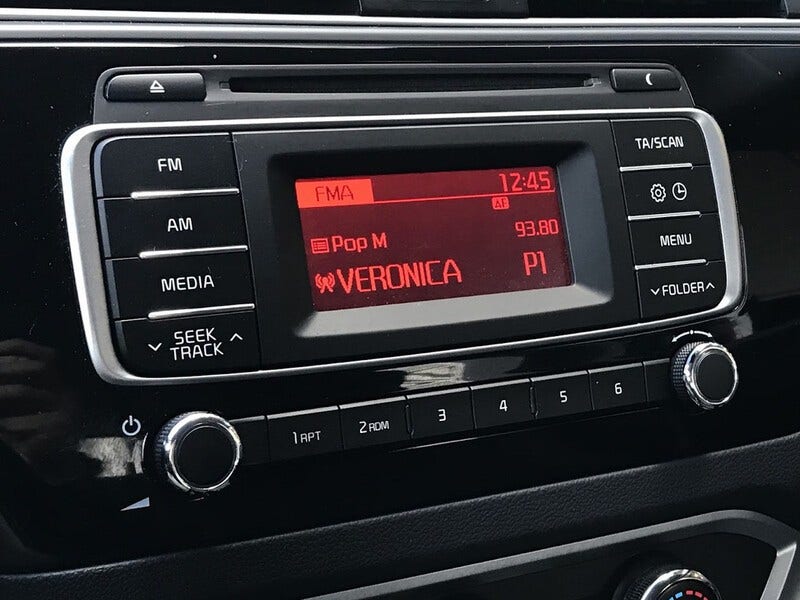Kia Rio (12)