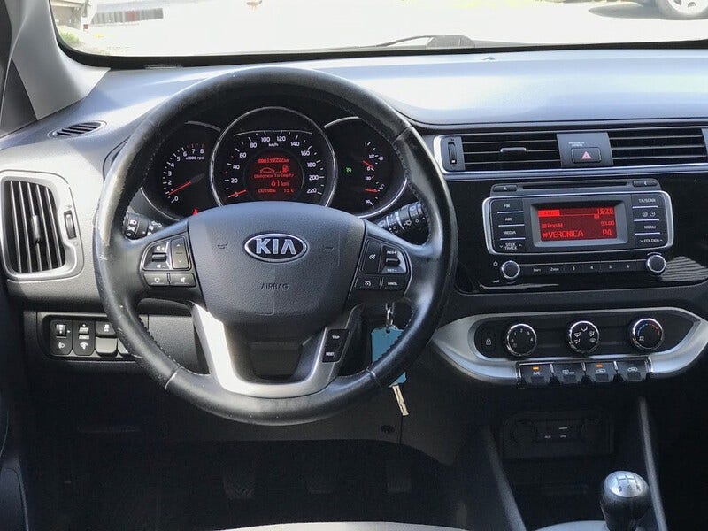 Kia Rio (10)