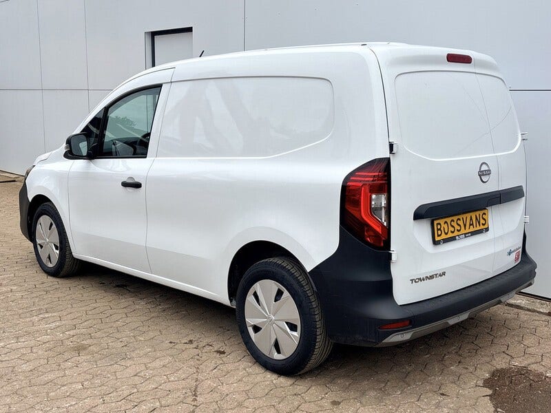 Nissan Townstar (3)