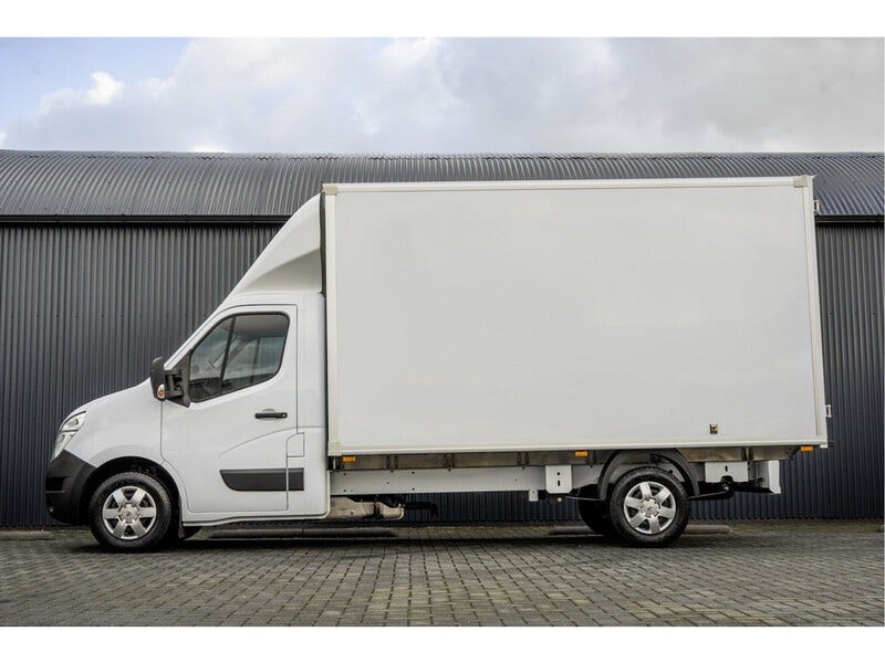Nissan Interstar (5)