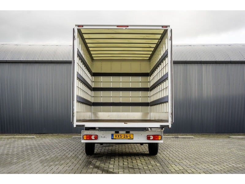 Nissan Interstar (8)
