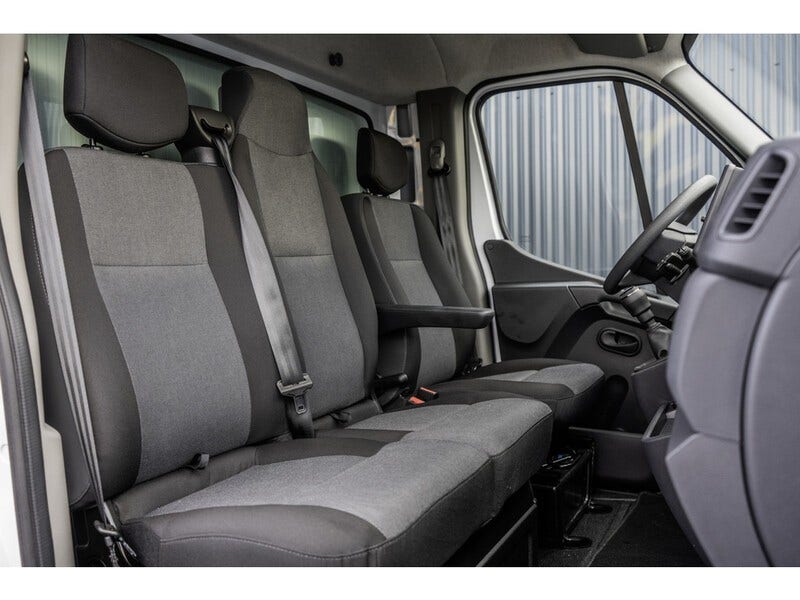 Nissan Interstar (12)