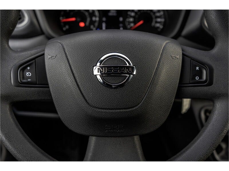Nissan Interstar (13)