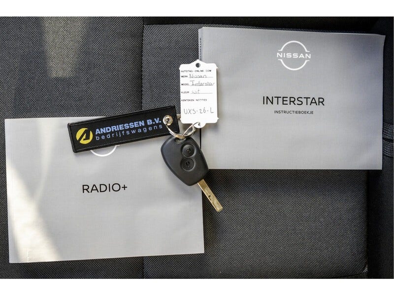 Nissan Interstar (23)