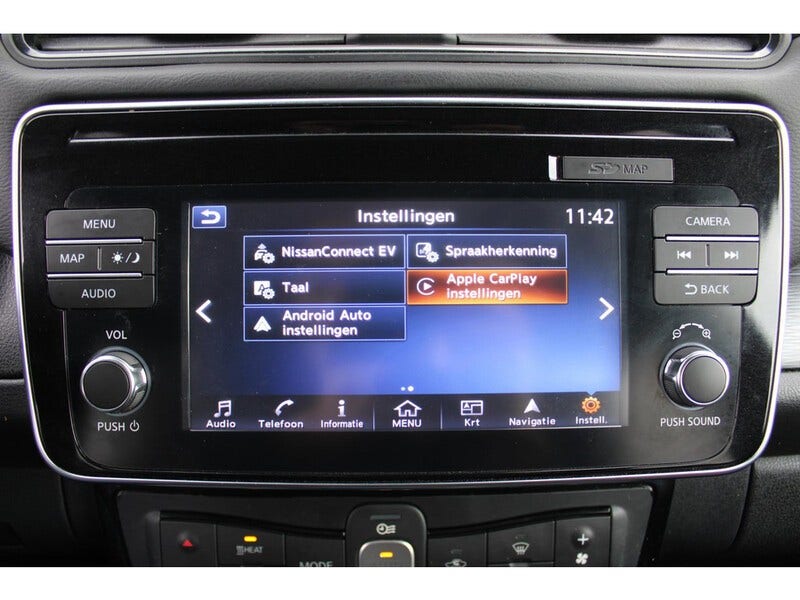 Nissan LEAF (19)