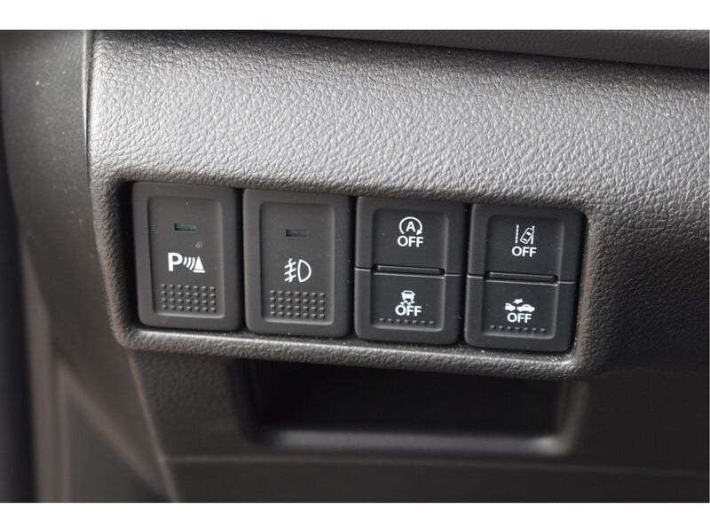 Suzuki Cross (15)