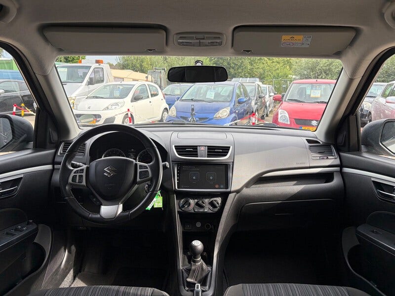 Suzuki Swift (2)