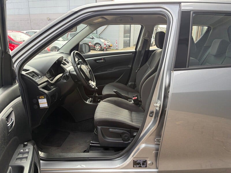 Suzuki Swift (11)